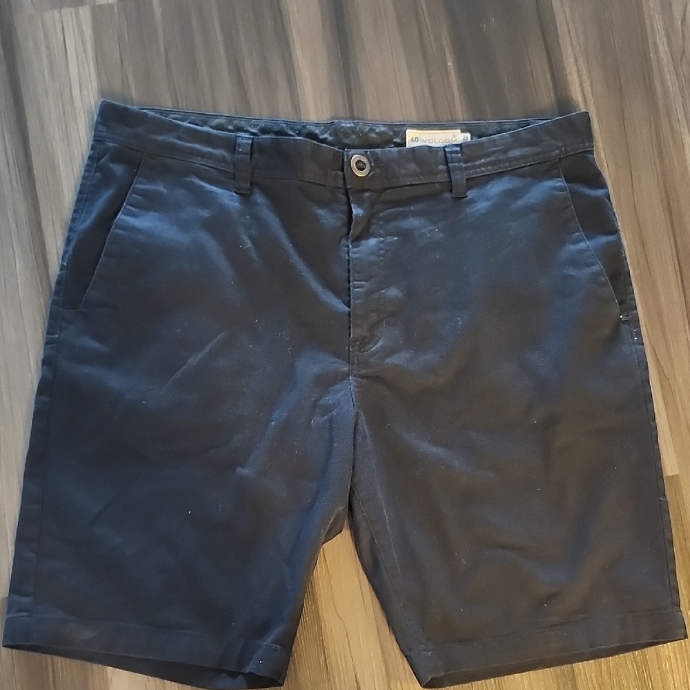 Volcom Men’s Dark Navy Flat-Front Chino Shorts
